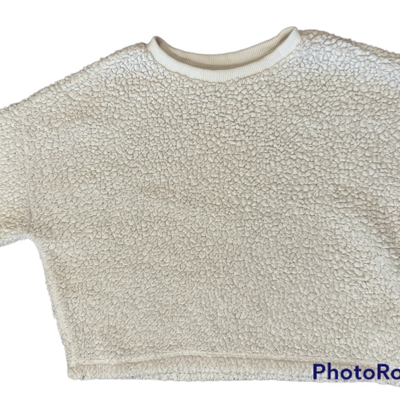 Girls Old Navy cream colored cropped sweatshirt sz 8 - Picture 3 of 6